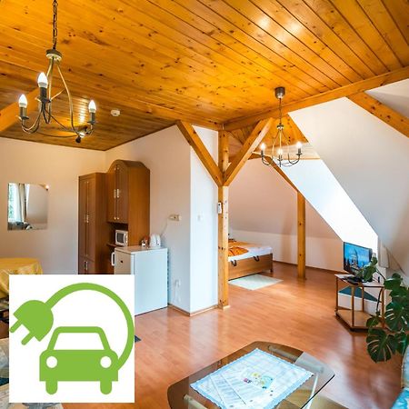 Szent Kristof Panzio Bed & Breakfast Estergon Dış mekan fotoğraf